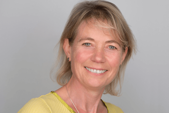 Lisa Farthing - HR Consultant and Company Director